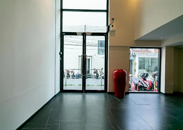 Uno Express Asoke Sukhumvit Бангкок
