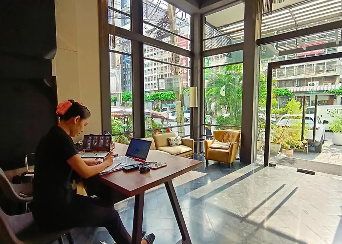 Uno Express Asoke Sukhumvit Отель