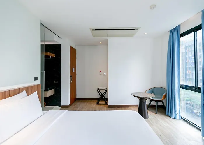 Uno Express Asoke Sukhumvit Отель