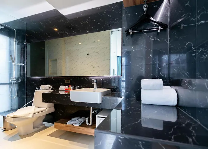 Uno Express Asoke Sukhumvit 3*
