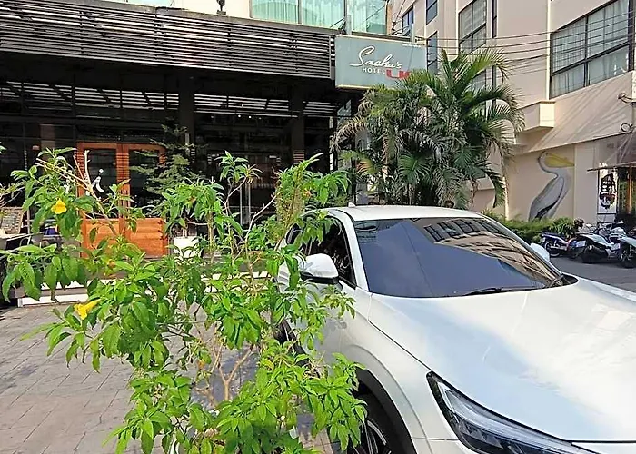 Uno Express Asoke Sukhumvit Отель
